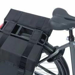 Basil Tour XL Taskesæt Vandtæt 14 Basil Tour XL Taskesæt Vandtæt -Cykeltasker Salg Basil Tour XL Taskesaet Vandtaet 1640792703 06